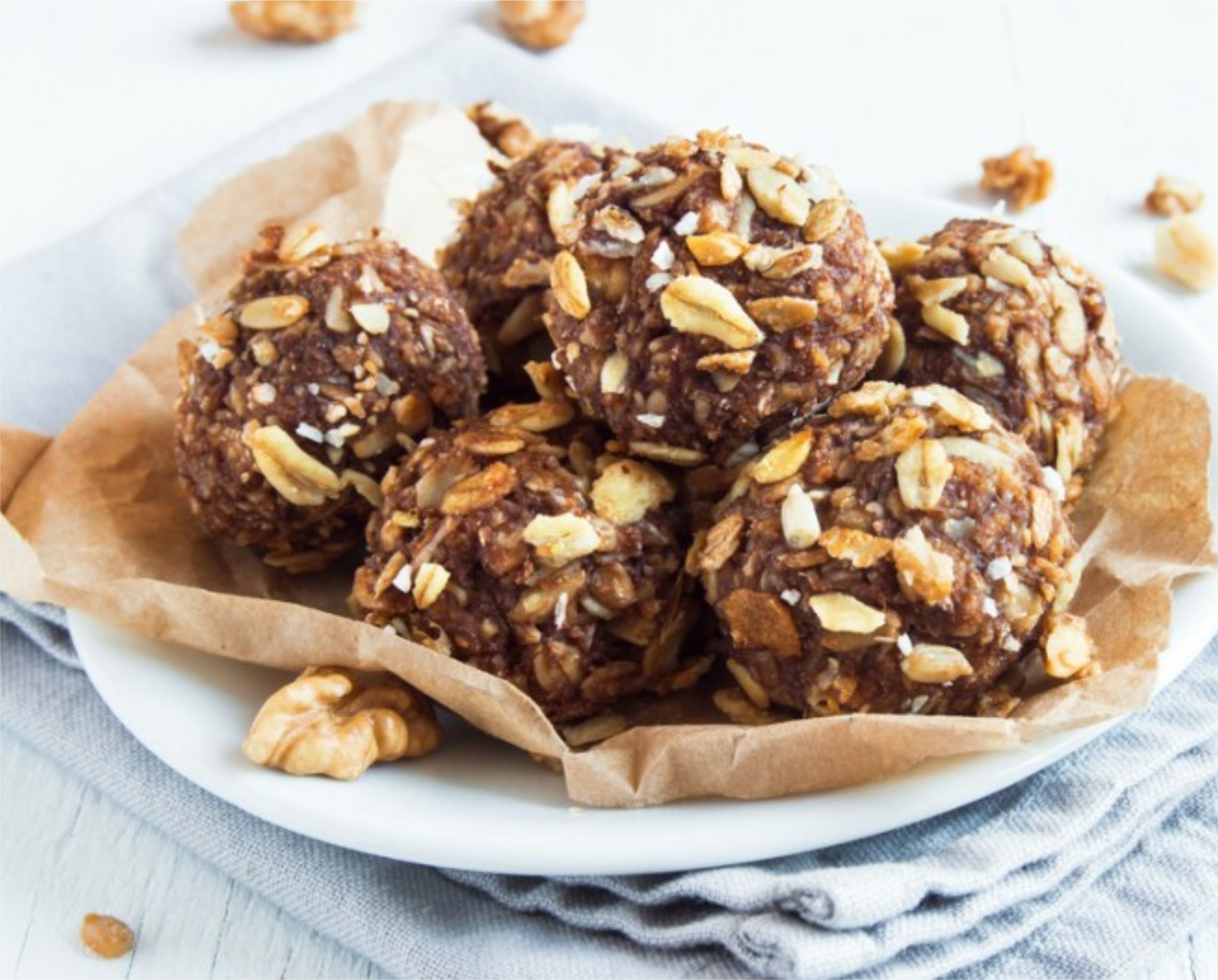 Pirine kroglice z dateljni