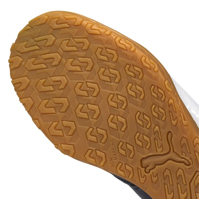 Nogometni čevlji Puma King Hero 21 IT M 106557 01