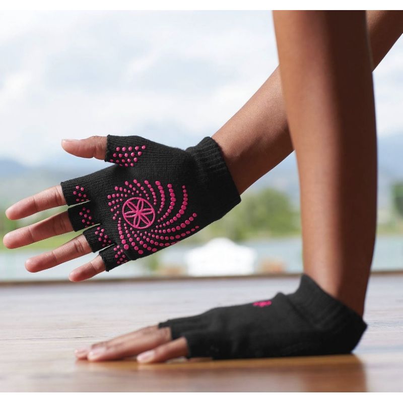 Gaiam 57125 fingerless anti-slip gloves