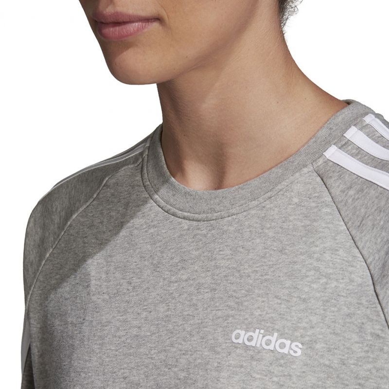Majica adidas Essential Boyfriend Crew W FN5785