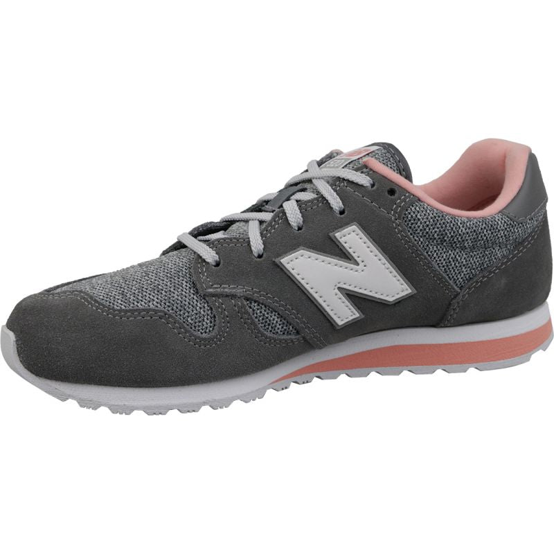 Čevlji New Balance v barvi WL520TLB