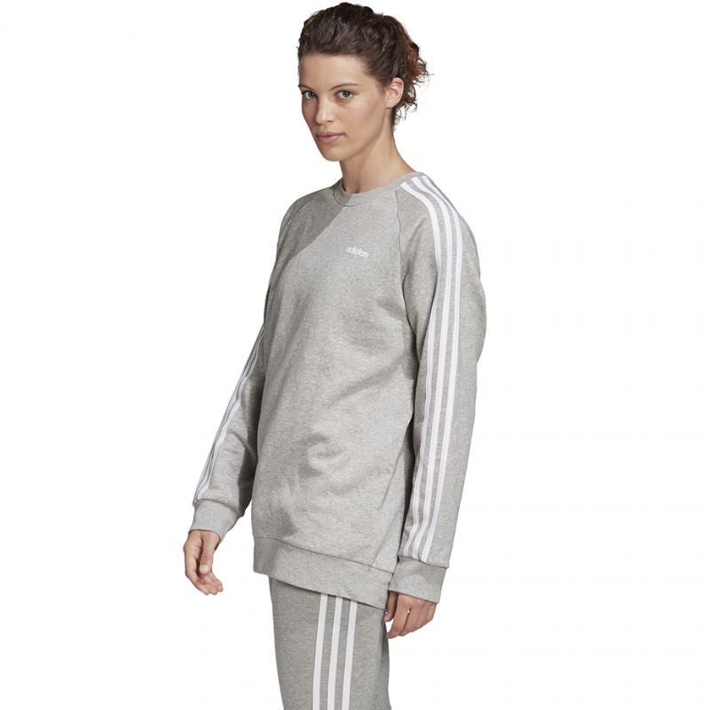 Majica adidas Essential Boyfriend Crew W FN5785