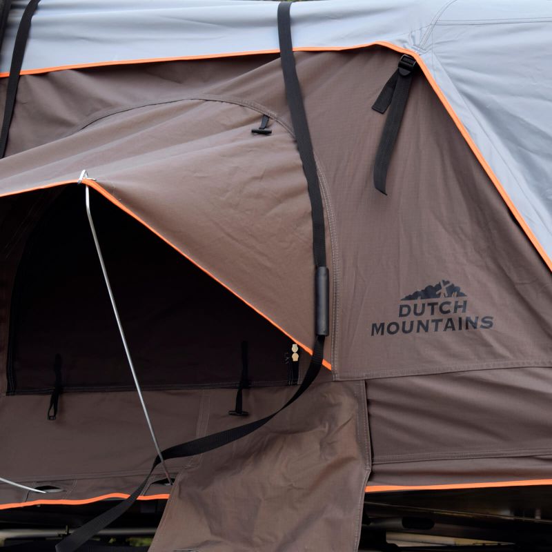 Dutch Mountains Fold 4 roof tent